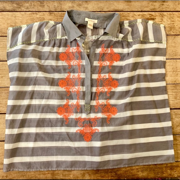 Sundance Tops - Sundance top L NWT